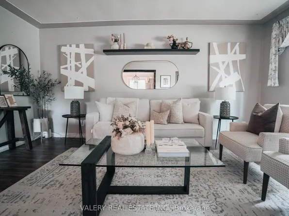 270 Cyrus St, Cambridge, ON N3H 1H3