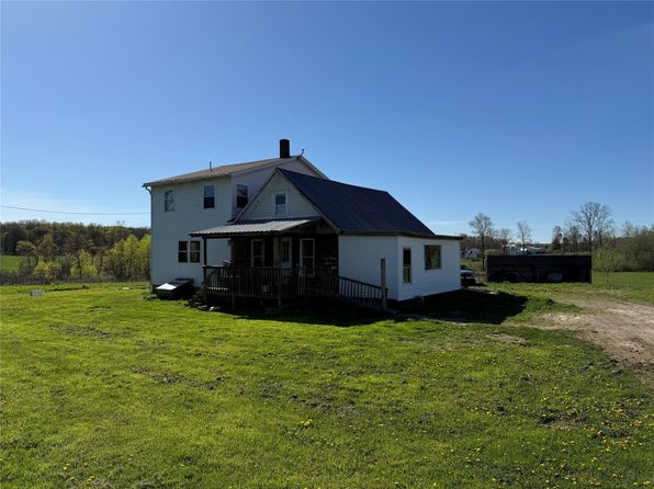 6961 W Center Rd, Linesville, PA 16424