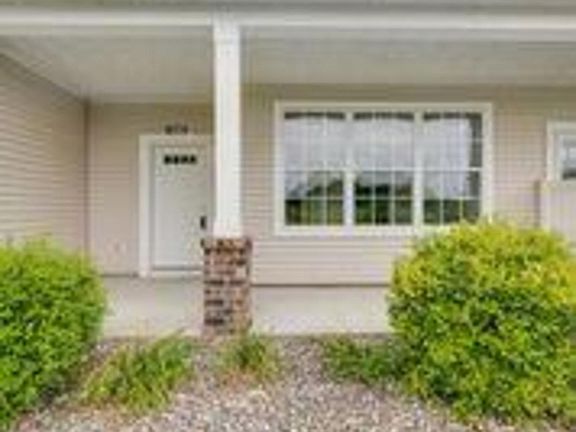 2nd image of 11322 Aberdeen Cir NE Unit E