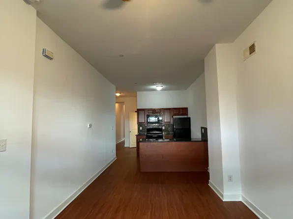 6026 Market St #1, Philadelphia, PA 19139