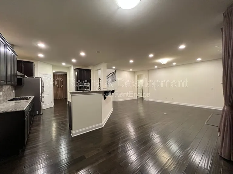 4219 Fraser Cir — Photo 11