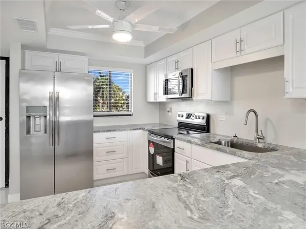 4280 SE 20th Pl APT 207, Cape Coral, FL 33904