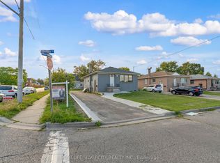 1 Studley St, Mississauga, ON L4T 1H9