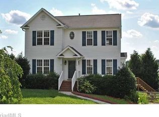 110 Brookdale Ridge Ct, Winston Salem, NC 27106