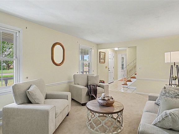 3rd image of 57 Lori Ln