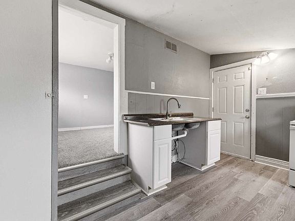 5th image of 1347 Elmira St APT B