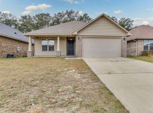 5285 Parkside Dr, Pace, FL 32571