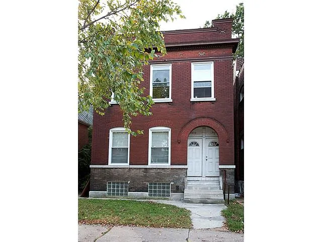 3010 Miami St photo 1