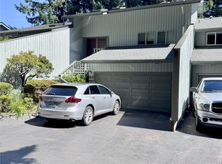 812 30th St NW #6-B, Gig Harbor, WA