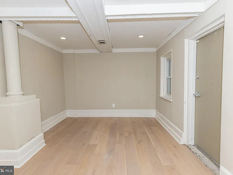 901 Clinton St #3 — Photo 15