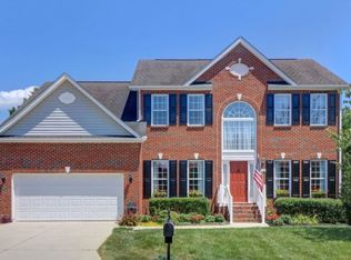 6918 E Whirlaway Ct, Whitsett, NC 27377