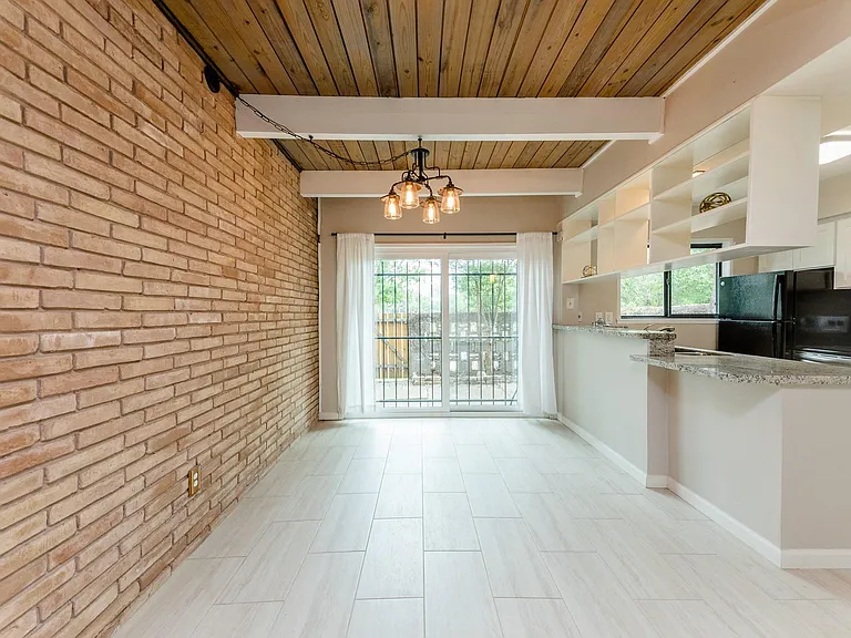 3809 N Braeswood Blvd #9 — Photo 6