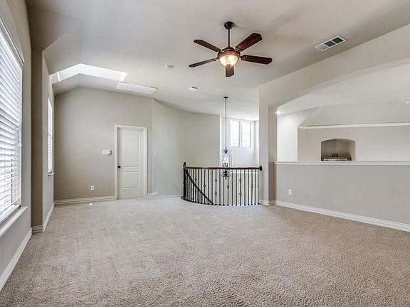2nd image of 3408 Courtney Dr