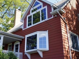 35 Sunset Trl, Portage, IN 46368