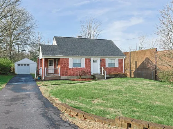 10019 Zig Zag Rd, Montgomery, OH 45242