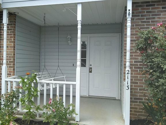 3rd image of 2113 Silverbrook Dr