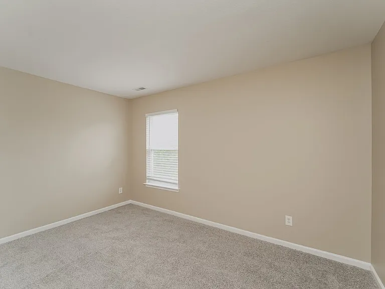 2637 Forest Grove Ct — Photo 15