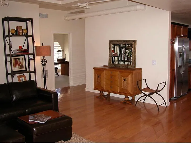 7514 Girard Ave — Photo 5