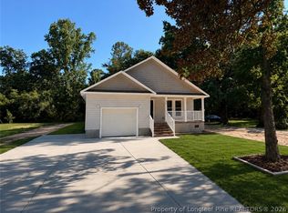 427 Vass Rd, Spring Lake, NC 28390