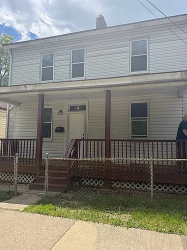 853 Railroad St Photo 1