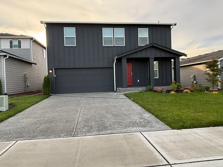 138th Ave E — Photo 3