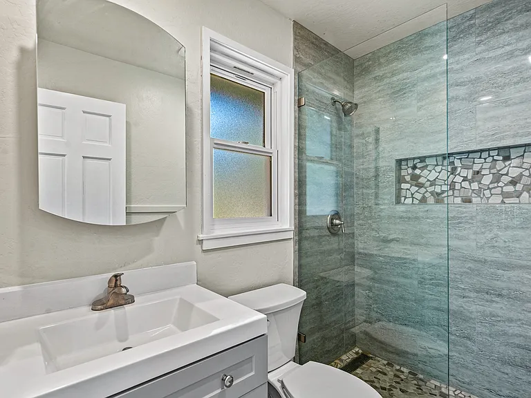 1087 Lariat Ln — Photo 17