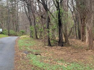 Winfield Rd, Fairfax, VA 22030