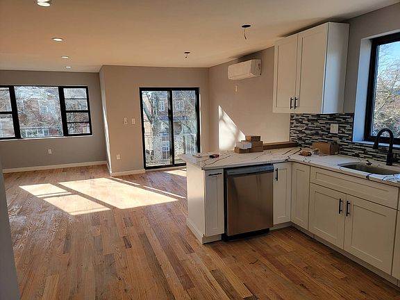 2nd image of 2070 E 54th St #3