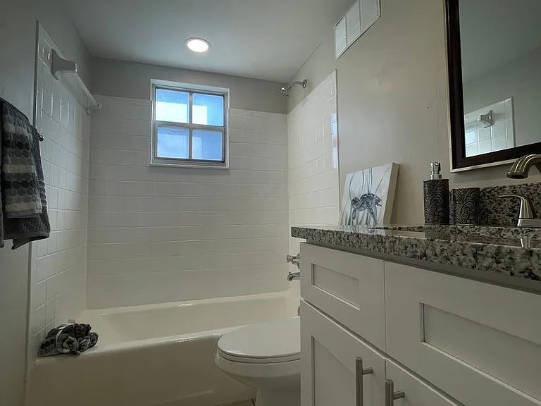 1223 Pamela St — Photo 27