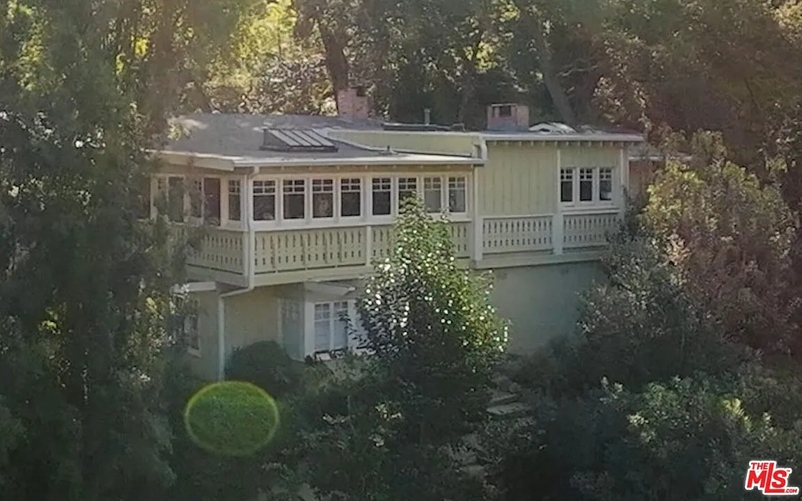 5 bed, 4.5 bath, 2794 sqft, $25,000 — Photo 1