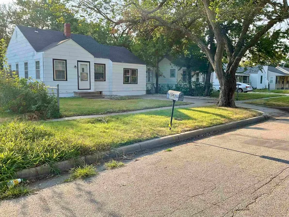 2147 S Laura Ave, Wichita, KS 67211