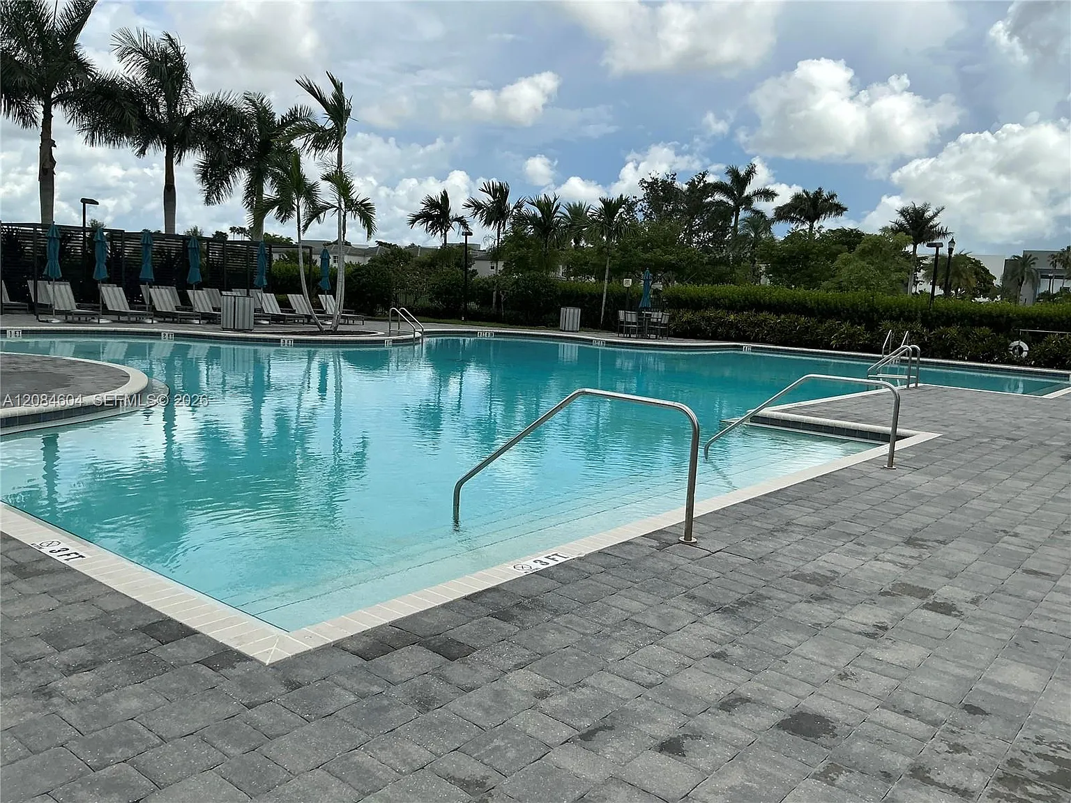Keys Gate Residential — Photo 3