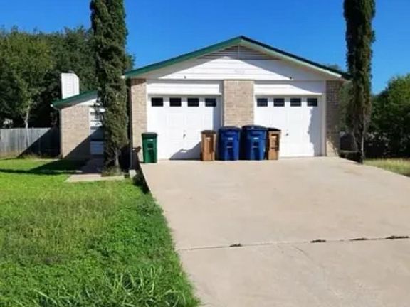 3rd image of 11608 Rustic Rock Dr #B