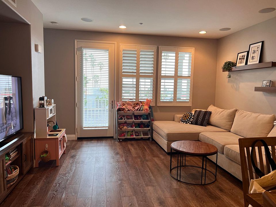 1st image of 2996 Beachwood Bluff Way