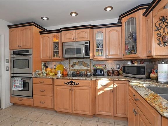 5th image of 6165 Linneal Beach Dr
