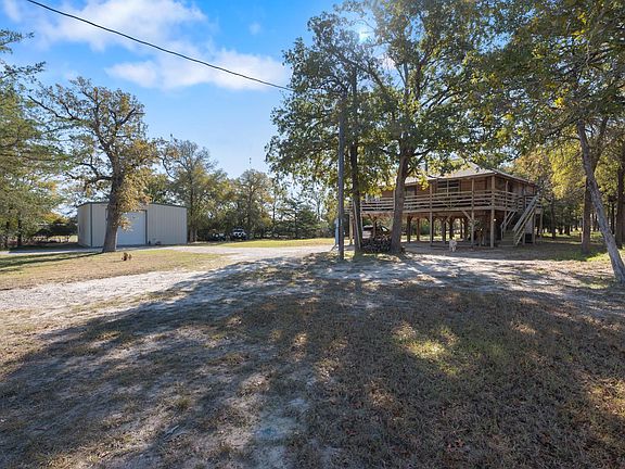2nd image of 110 Birch Forest Dr