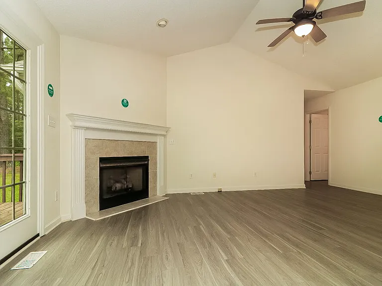 6728 Oviedo Dr — Photo 3