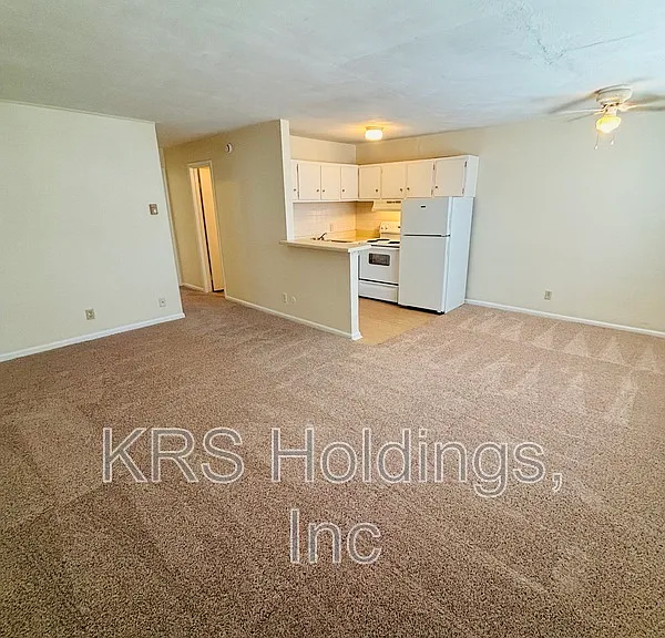 938 W Ocean View Ave #2 — Photo 1