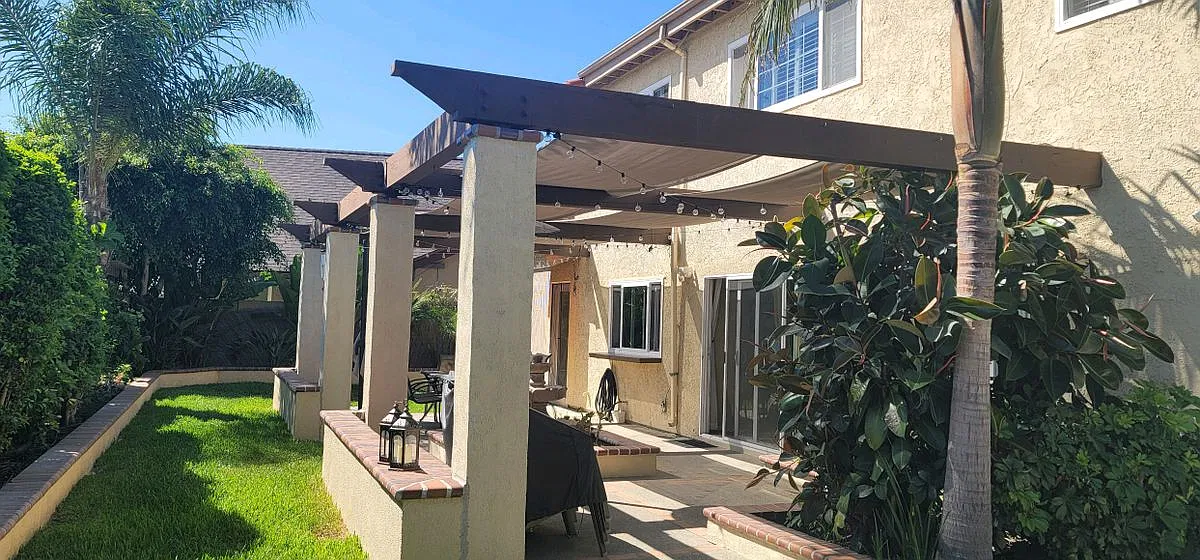 4 bed, 2.5 bath, 2422 sqft, $6,500 — Photo 3