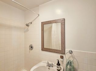 1808 N Clark St #2B, Chicago, IL 60614