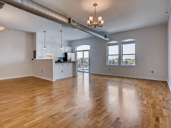 2nd image of 277 N Broadway Ste 1