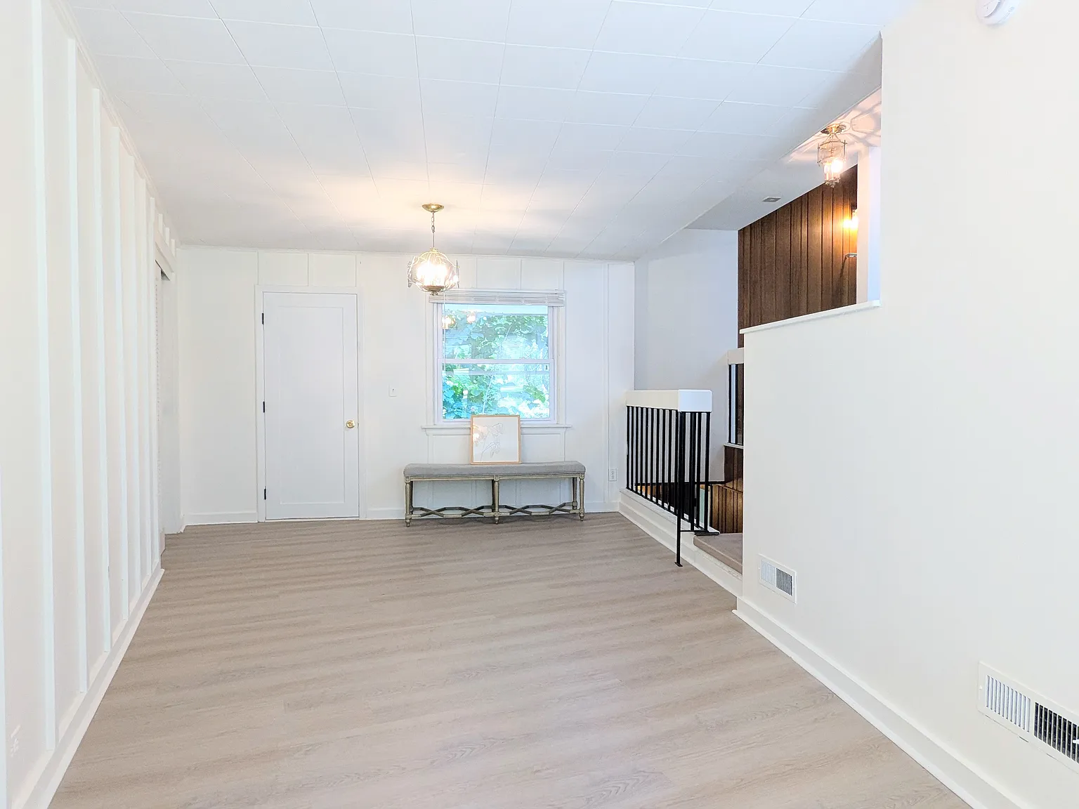 3 bed, 1606 sqft, $3,495 — Photo 3