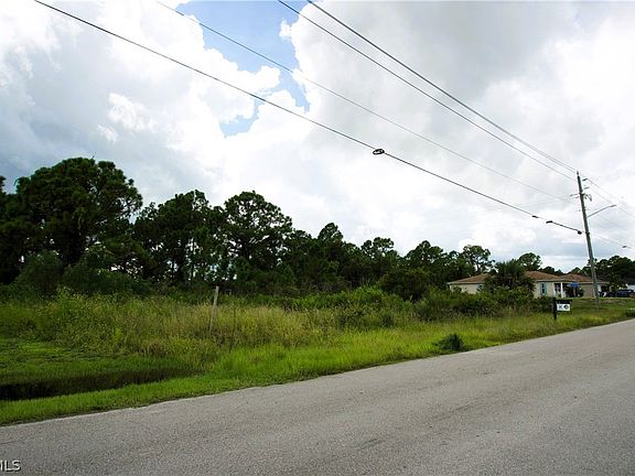 2nd image of 2807 42nd St W