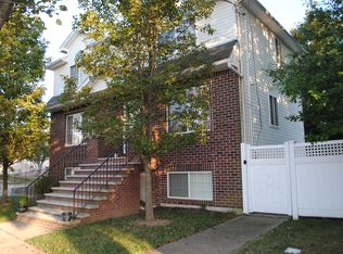 4 Bedell St, Staten Island, NY 10309