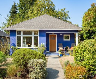 848 NE 57th Street, Seattle, WA, 98105