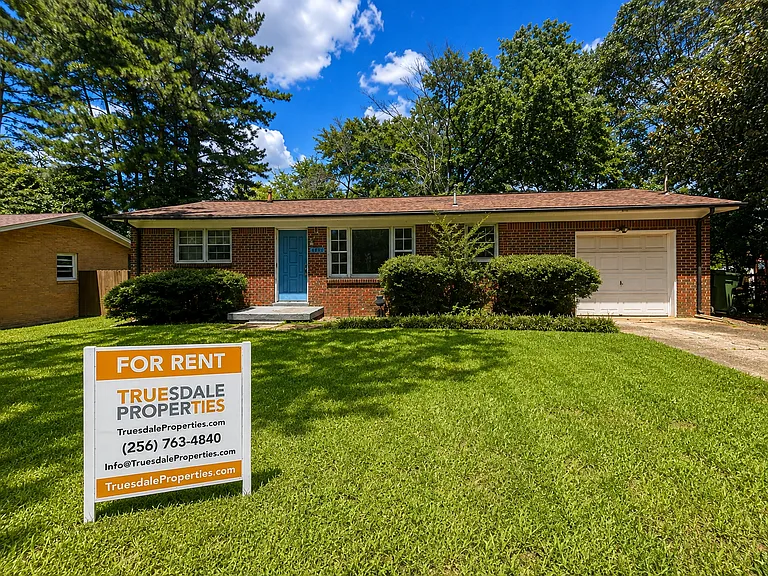 4802 Blue Haven Dr NW — Photo 1