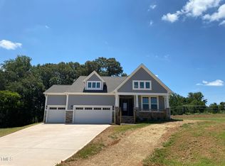 4897 Grosbeak Ct, Mebane, NC 27302