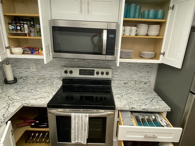 223 Columbia Dr #213 — Photo 7