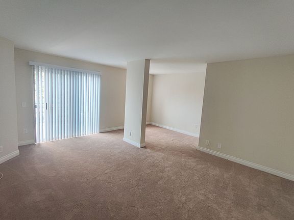 4th image of 9841 White Oak Ave APT 207