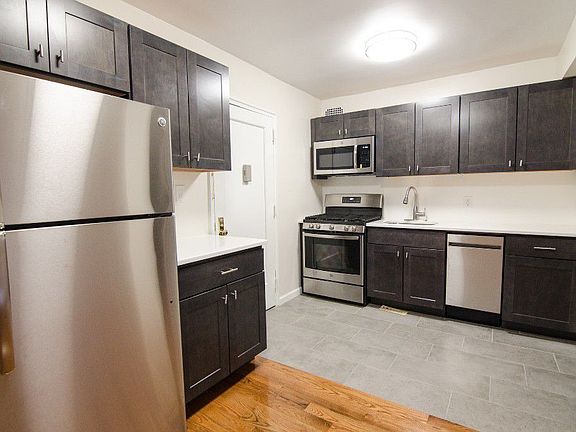 2nd image of 3989 50th St APT 4C